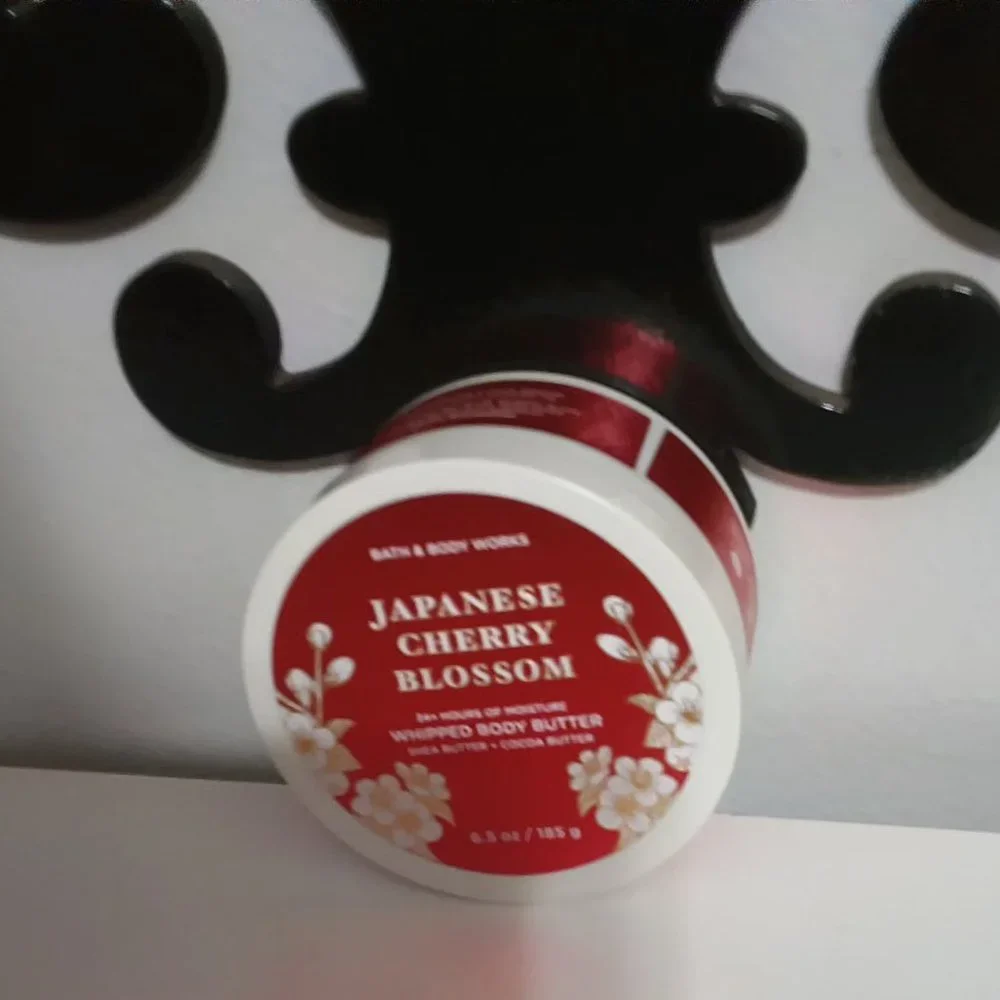 Bath and body works JAPANESE CHERRY BLOSSOM GIFT SET - Picture 2 of 11